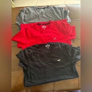 3 Pack Hollister Men’s Tee shirts